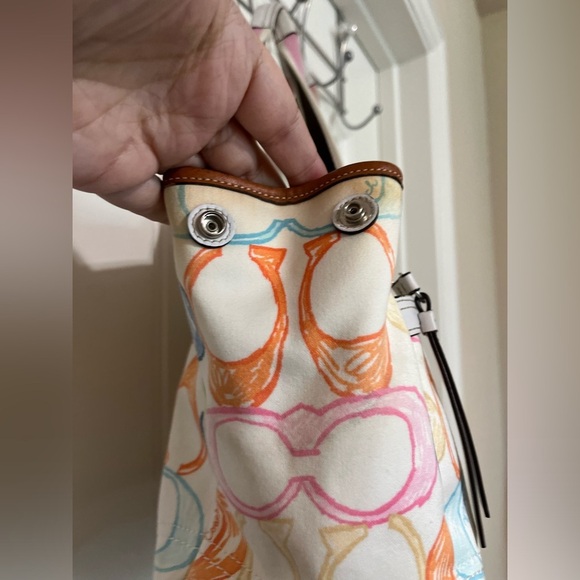 Coach Hampton Scribble Handbag, Vintage - Picture 6 of 16